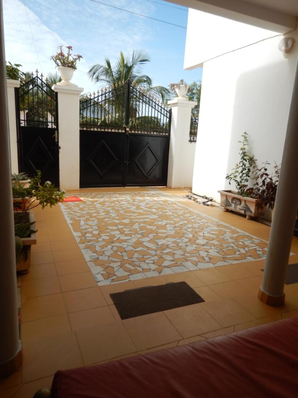 Residence Saint James Somone Bagian luar foto