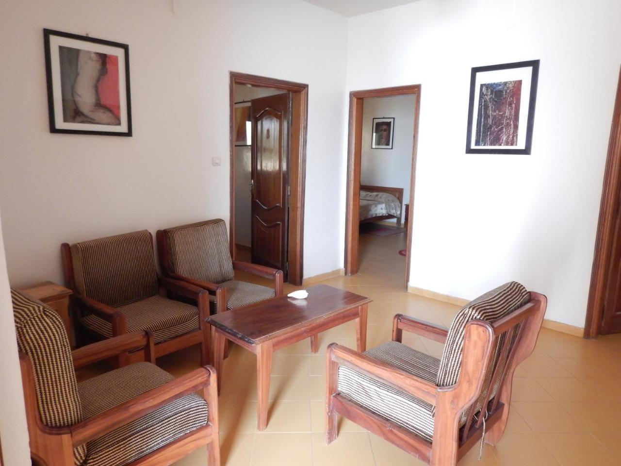 Residence Saint James Somone Bagian luar foto